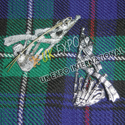 Bagpipe Chrome Finish Badge