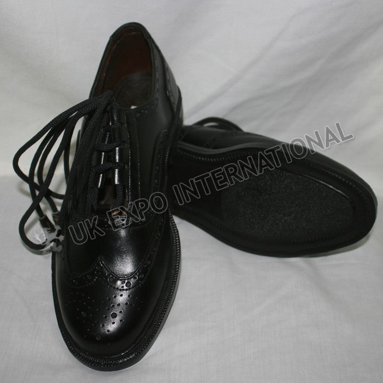 Black Ghillie Brogues Leather Upper With Rubber Sole