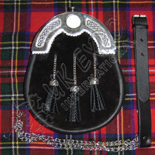 Black Sheep Skin White Accent Cantle Sporran
