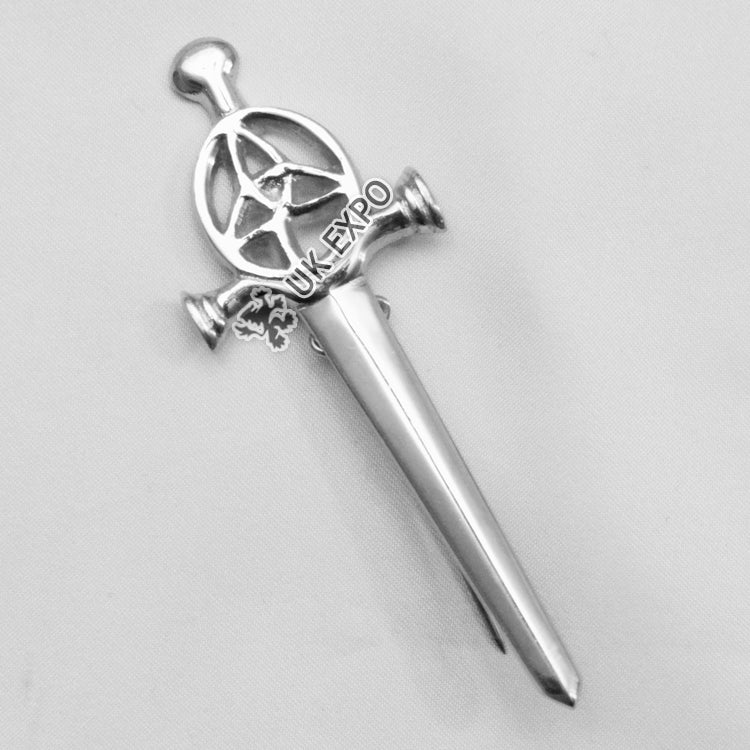 Celtic Design Kilt Pin
