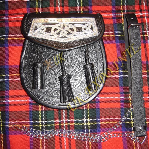 Celtic Chrome Black Leather Sporran