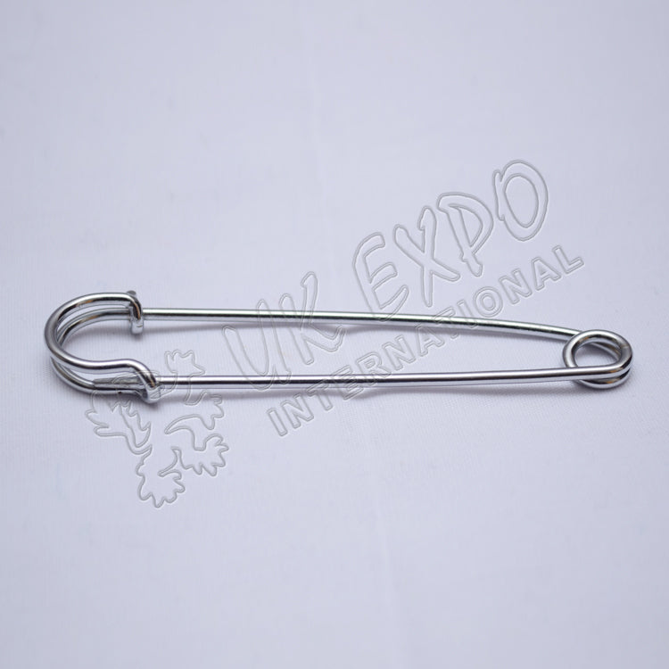 Complimentary Kilt Pin