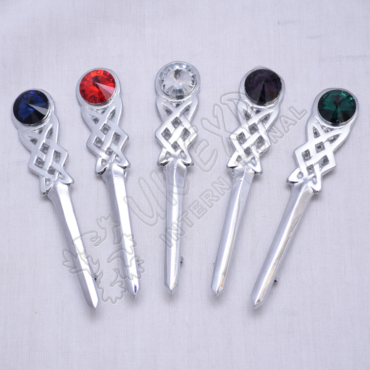 Emerald Stone Celtic Kilt Pin With Chrome Finish