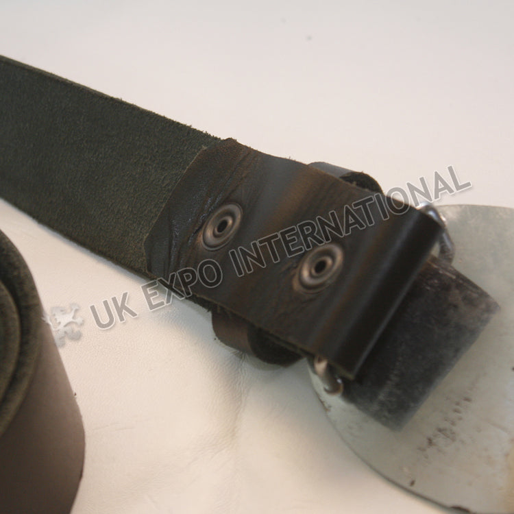 Oval Knot Kilt Buckle Black Color Filled Leather Belt