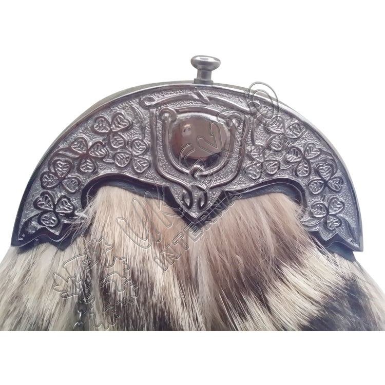 Antique Thistle Fox Fur Kilt Sporran