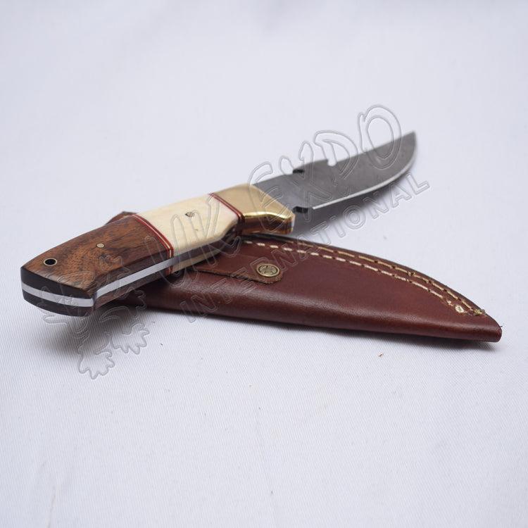 Thunder Cut Knife Damascus Blade With Wood/Bone Handle Brass
