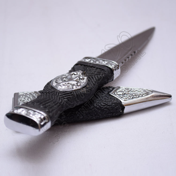 Polished Sgian Dubh With Lion Rampant Chrome Finish