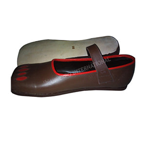 Medieval Buckle Brown Leather Women’s Buckle Shoes