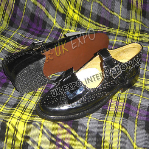Celtic Buckle PVC Upper Scottish Kilt Shoes With Leather Sole