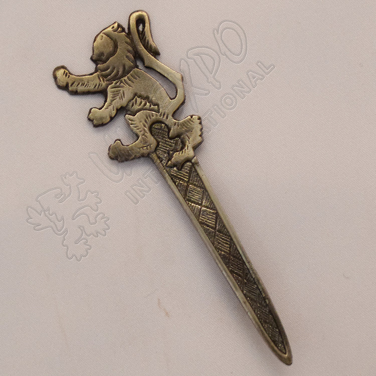 Rampart lion Celtic Sword kilt Pin