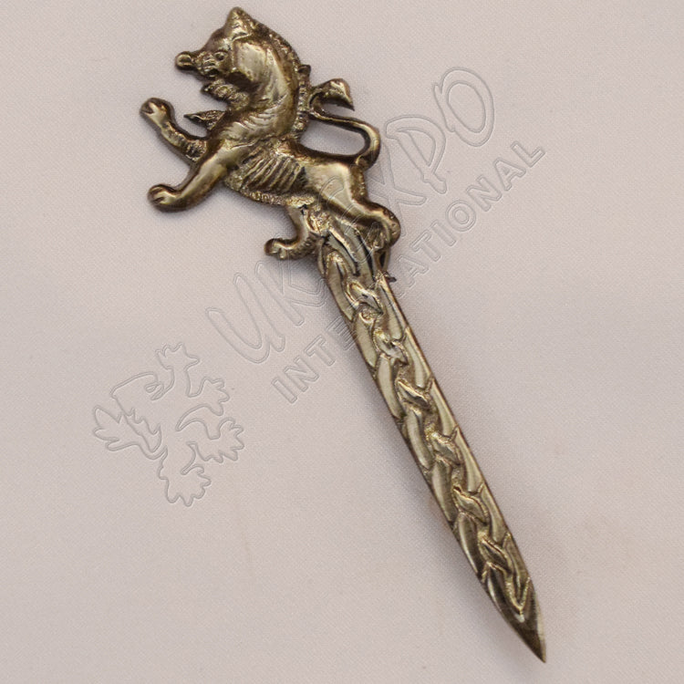 Scottish Rampart Lion Celtic Kilt Pin