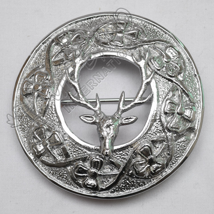 Shamrock Knot With Stag Badge Brooch